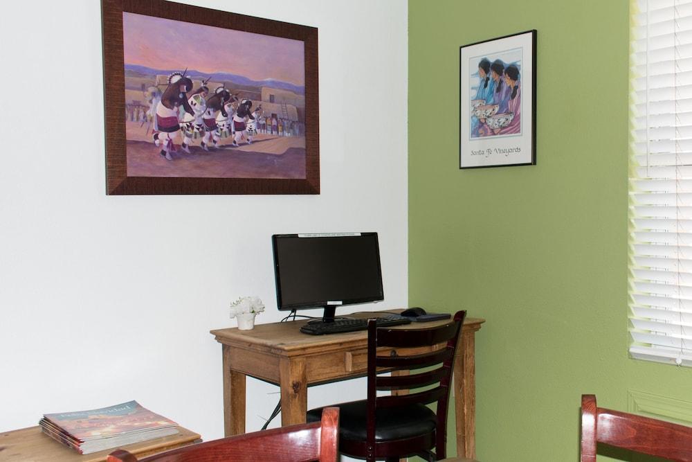 The Santa Fe Suites Экстерьер фото